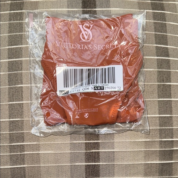 Victoria's Secret Bikini Set-NEW - Picture 4 of 8